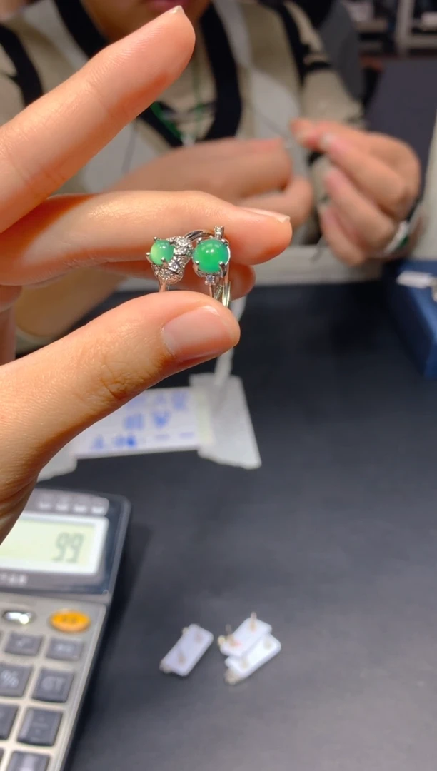 【闪购商品】定制翡翠未镶嵌72多样性发货(发其一）