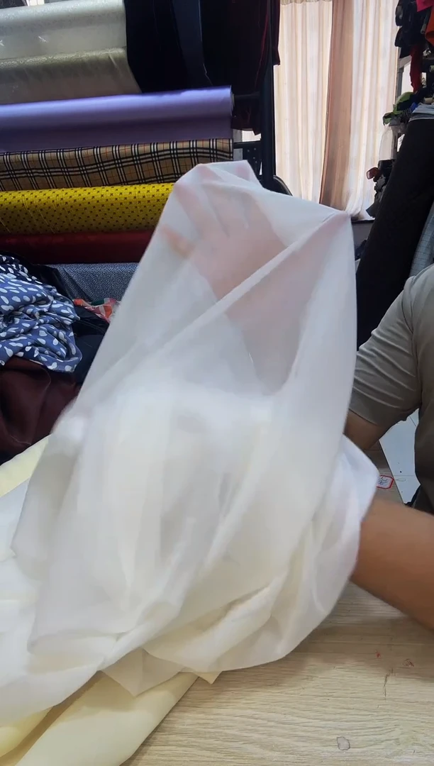 乔琪纱里衬  2米