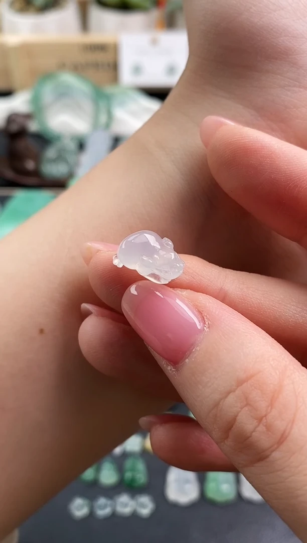 颈饰未镶嵌翡翠金蟾