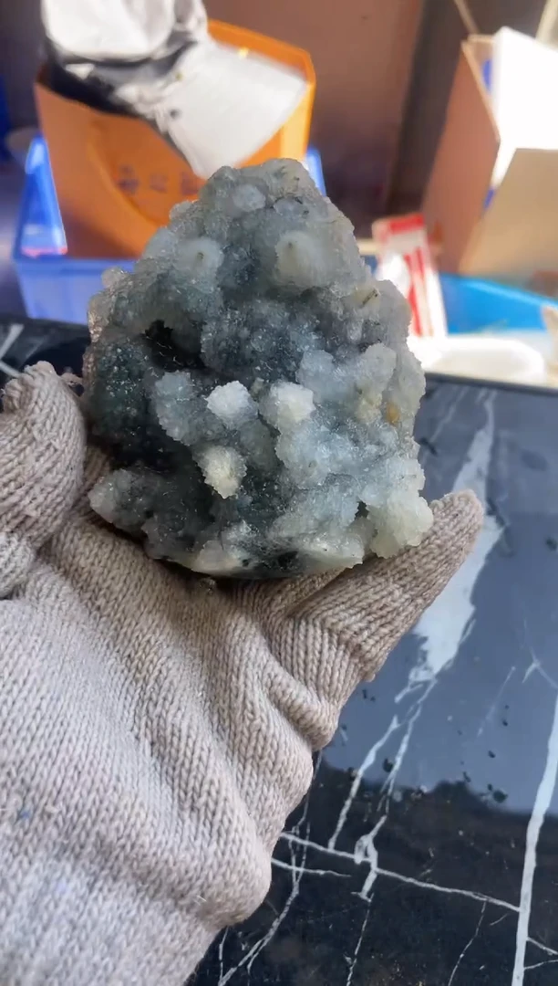 【闪购商品】水晶原石未镶嵌天然波波洞原石摆件