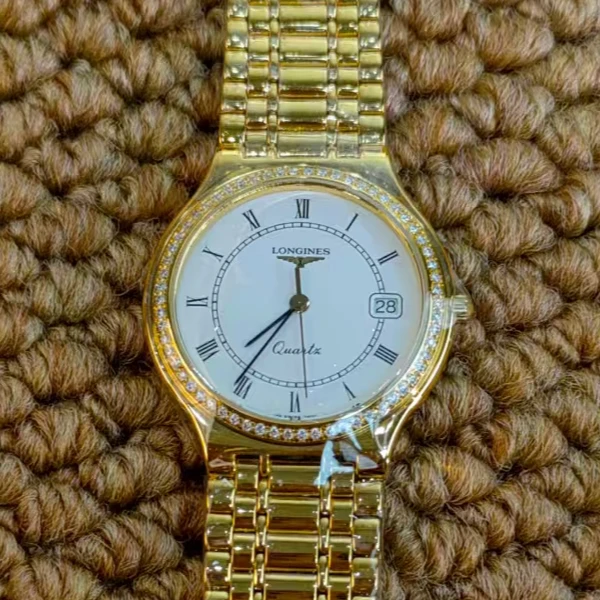 95新 Longines/浪琴 石英表后镶钻盘32腕16.5/256101011/yy