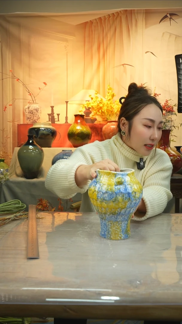 已打孔高19口10高温陶瓷花瓶