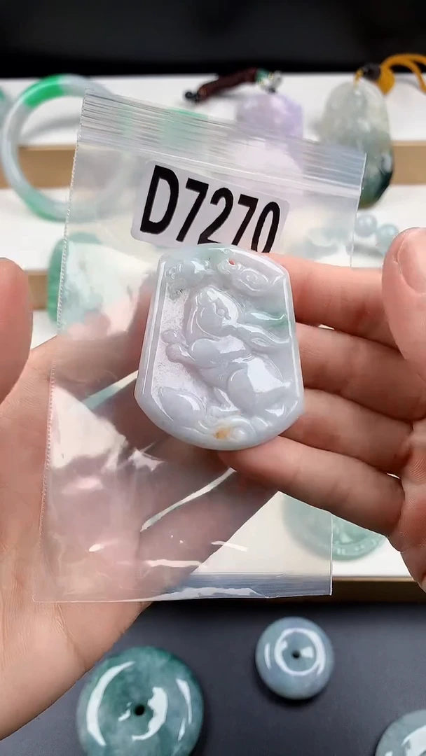 颈饰未镶嵌翡翠天然翡翠珠宝吊坠挂件