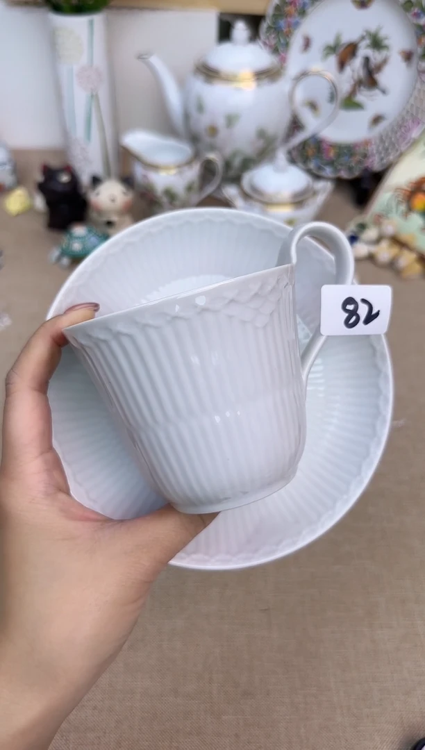 瓷片泡泡家的瓷器很好看呀