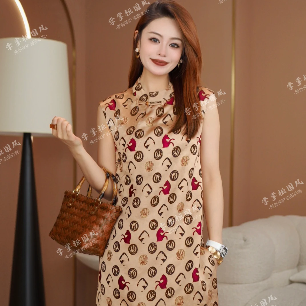 【马到成功】2025年春夏款新款花色斜边新中式上衣C2684