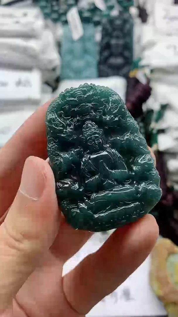 翡翠未镶嵌颈饰88888888