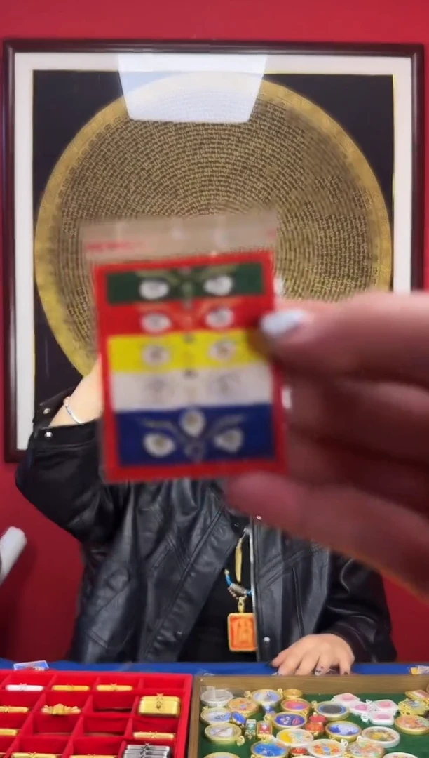 吊坠五路财神眼睛-热贡纯手绘唐卡