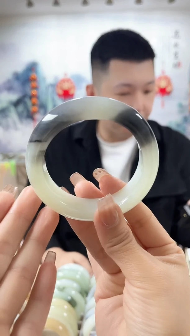 【闪购商品】和田玉手镯未镶嵌56圈口