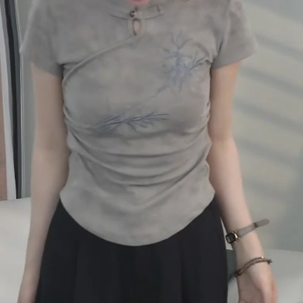 2025新款重工刺绣国风晕染上衣C5411