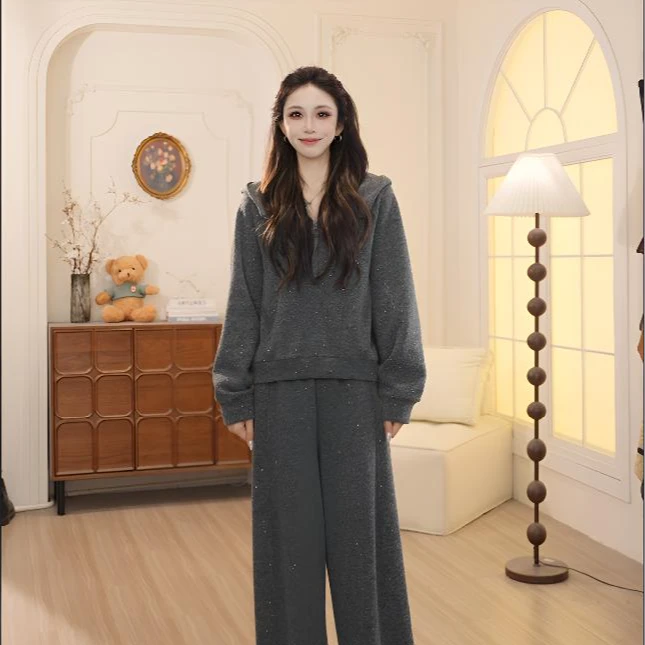 Basic House/百家好25秋季设计款时尚连帽卫衣长裤两件套 DQN85