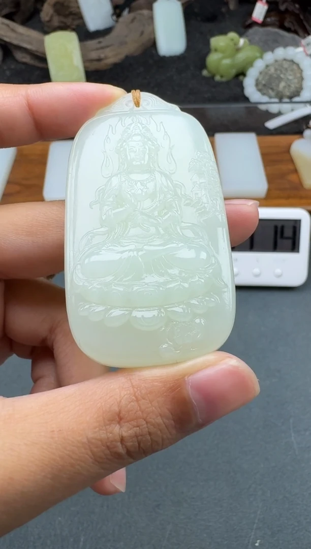 颈饰未镶嵌和田玉1