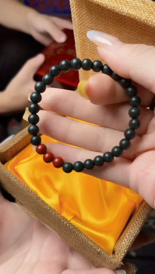 精品手串（无礼盒）