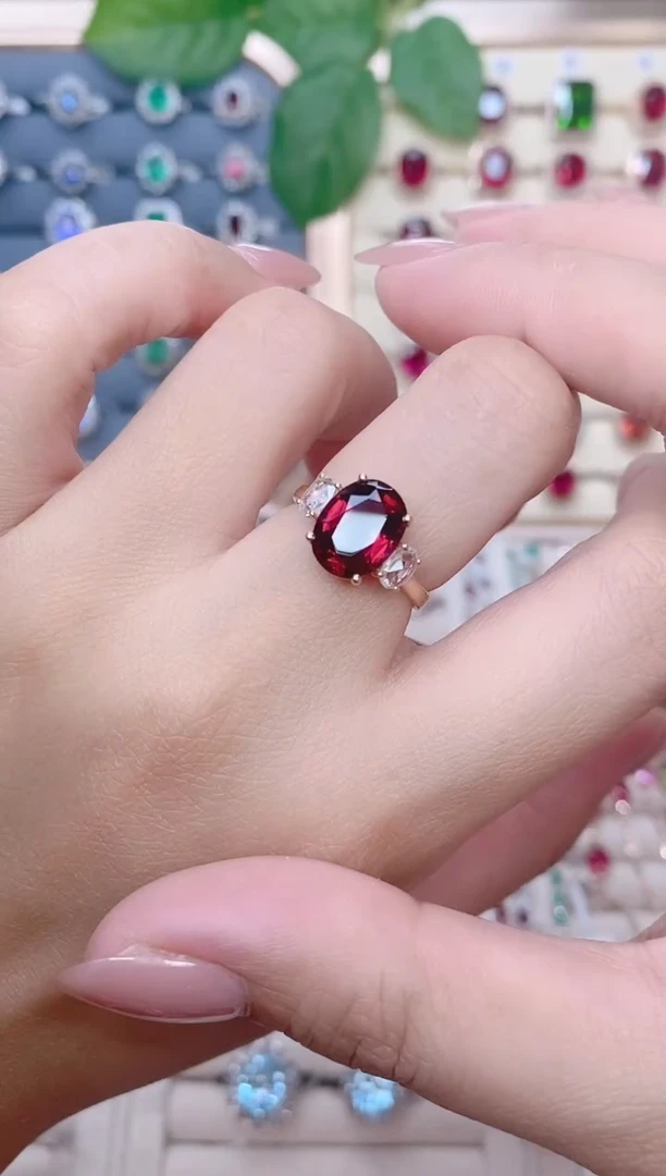 18K金镶嵌碧玺戒指碧玺3.45ct
