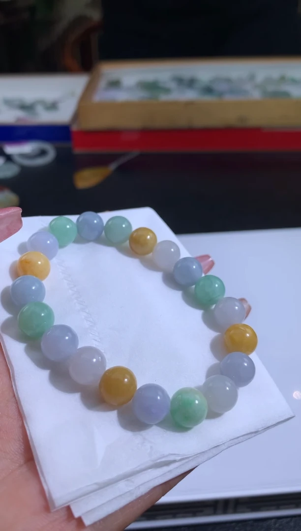 未镶嵌定制翡翠留*白翡翠