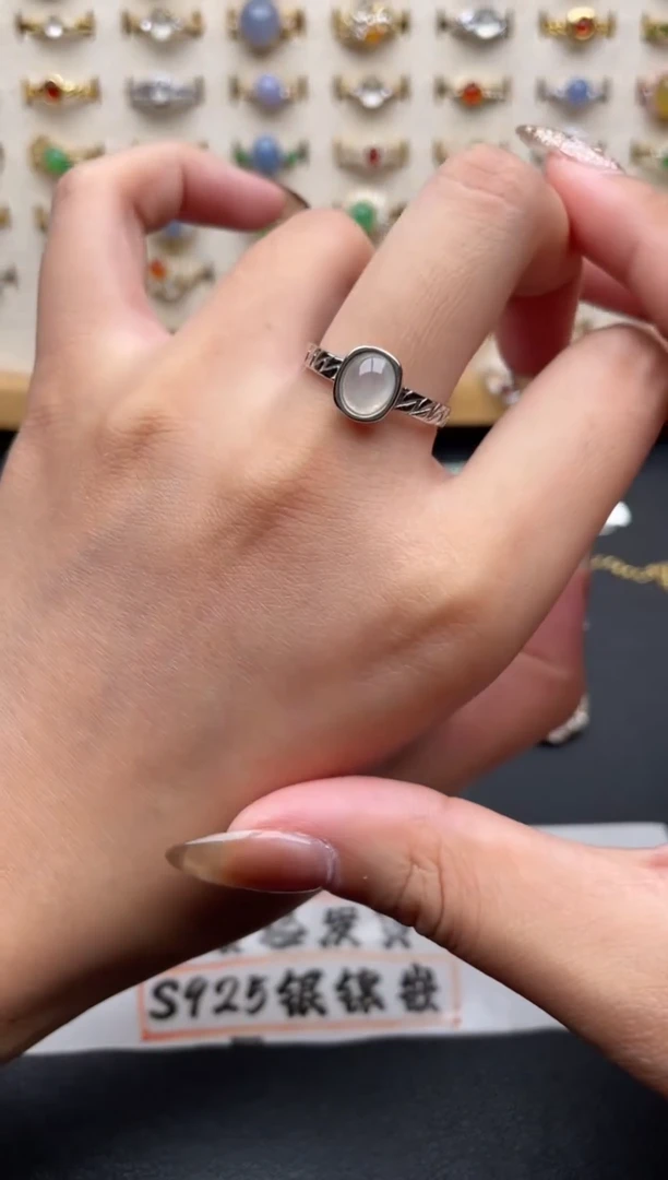 翡翠戒指银S925镶嵌一物一证一礼盒