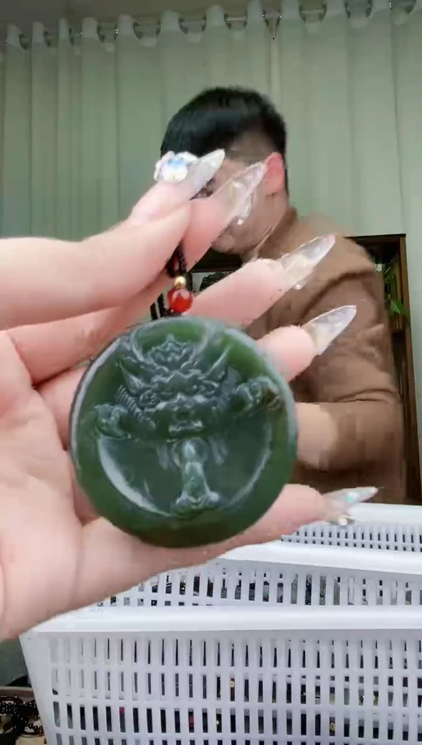 【闪购商品】和田玉挂件未镶嵌拍一发一，多样性发货！