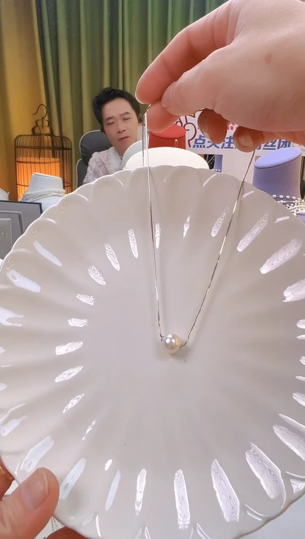 淡水珍珠银S925镶嵌项链暖***阳路路通   白色  珍珠