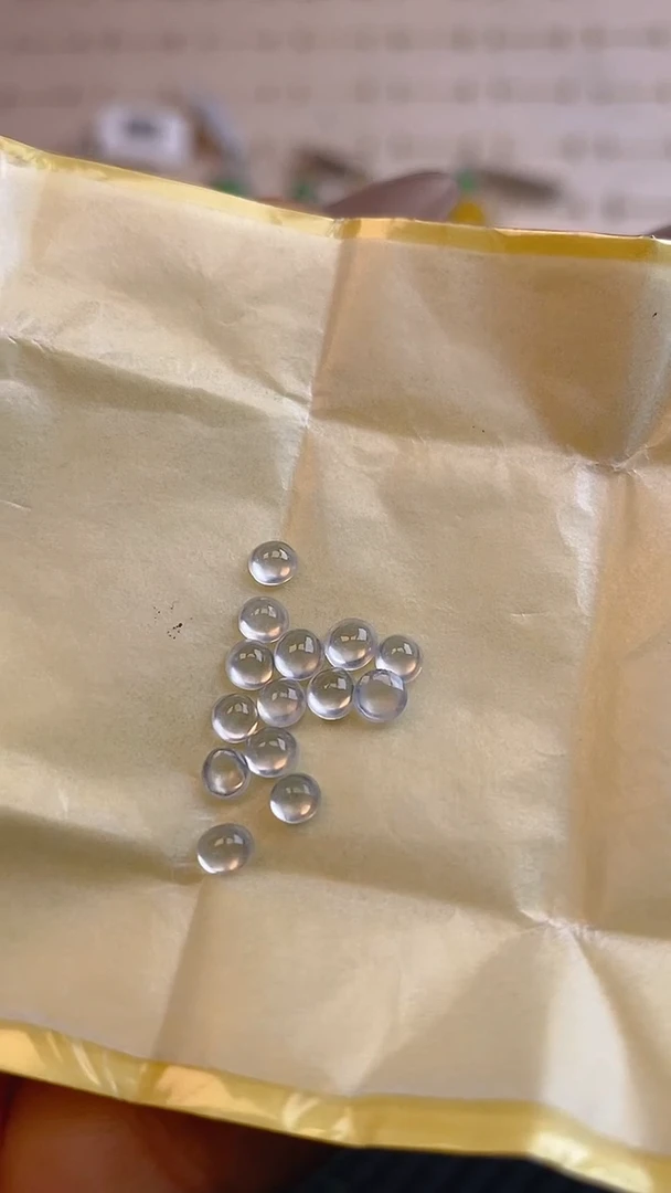 【闪购商品】翡翠耳饰未镶嵌天然A货翡翠60