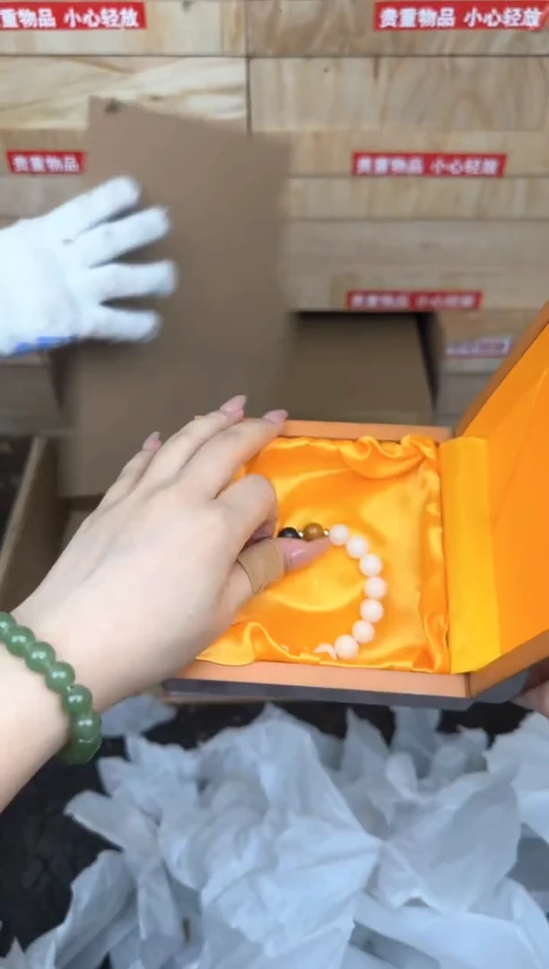 白玉菩提三色顶珠商品链接@@sp012
