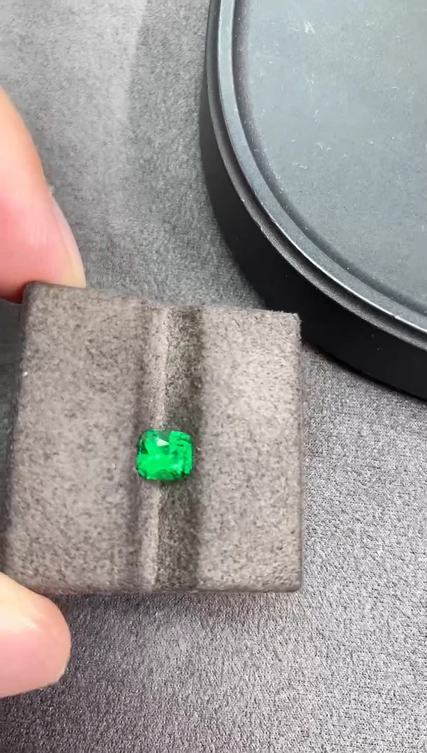 未镶嵌裸石石榴石l-114 1.13ct