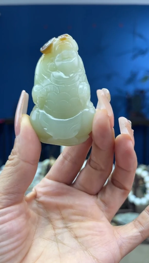 和田玉未镶嵌颈饰1