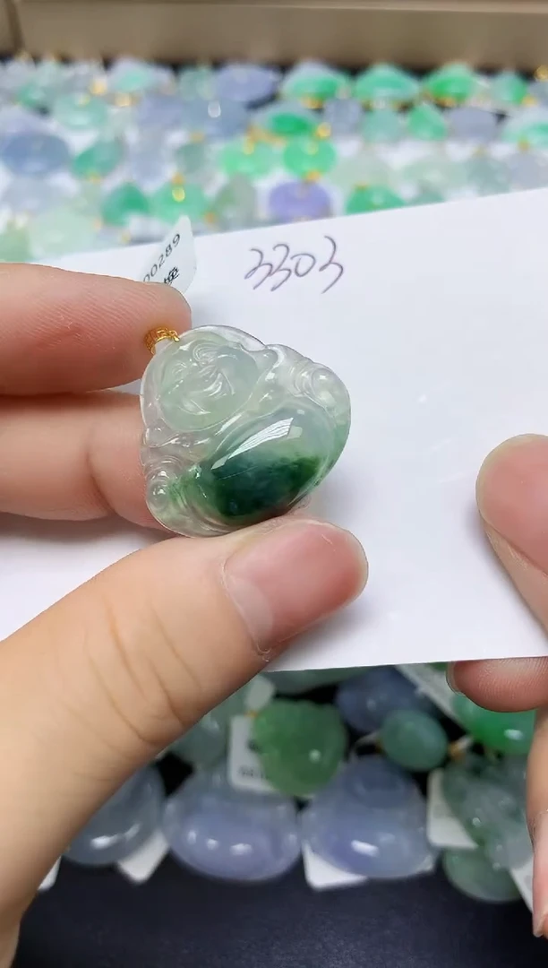 翡翠18K金镶嵌颈饰 天然缅甸翡翠A货