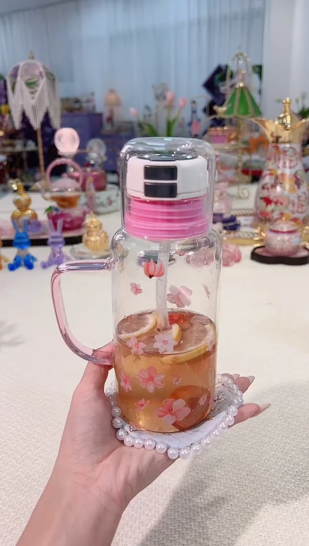 晶焱  泡茶壶 如图 +杯垫
