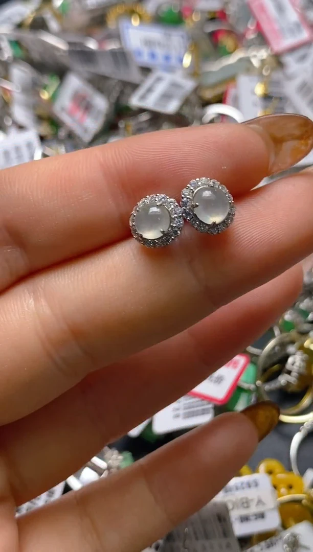 银S925镶嵌戒指翡翠百内无证书