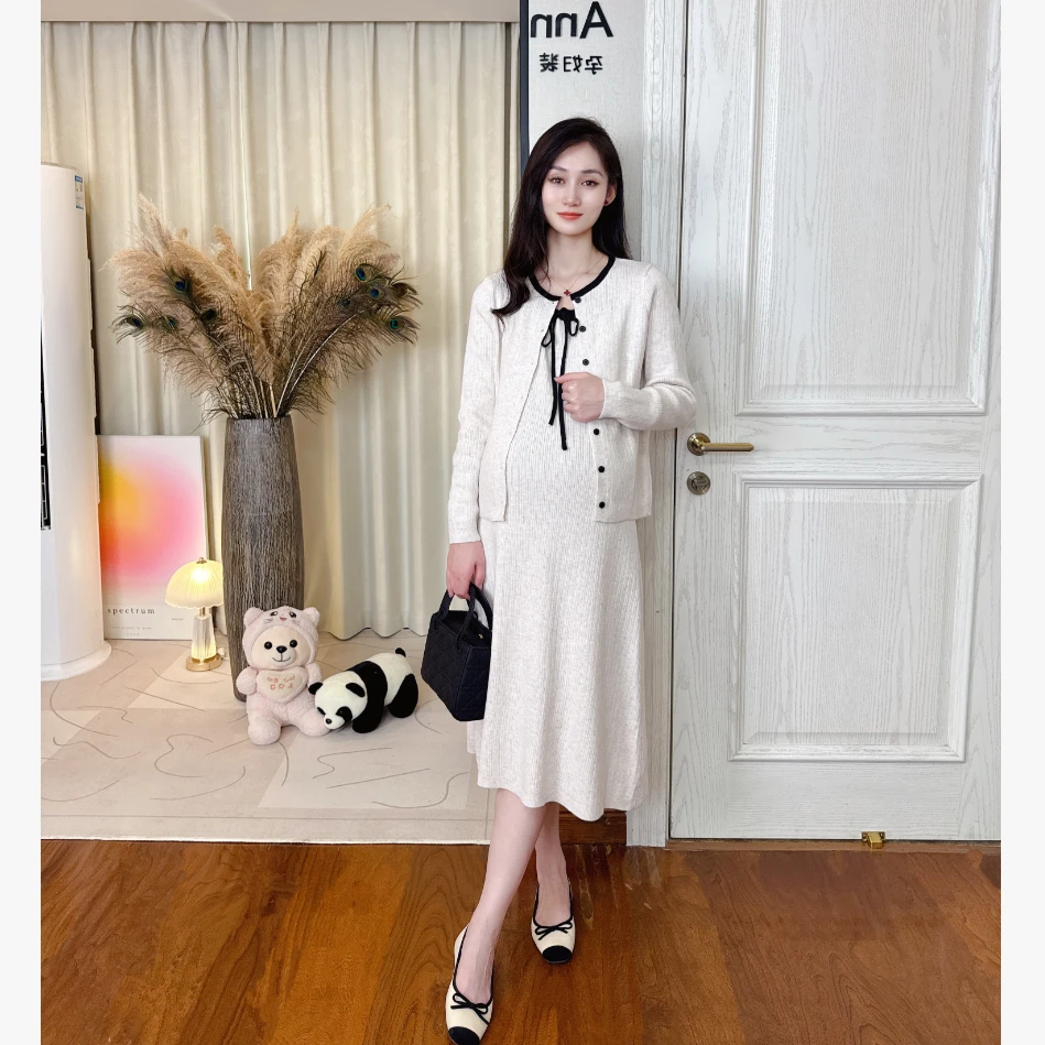 Ann&tens【巧思】孕妇装秋季时尚甜美气质千绒纱开衫+吊带裙套装