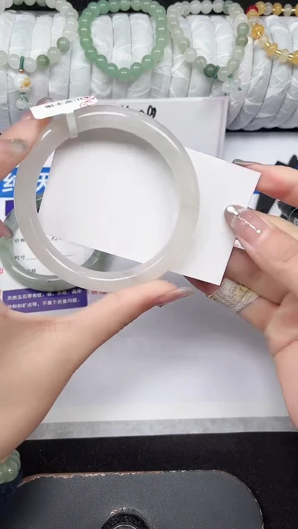 未镶嵌手镯石英质玉102-61/62