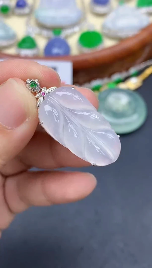 颈饰18K金镶嵌翡翠163-中国好珍宝