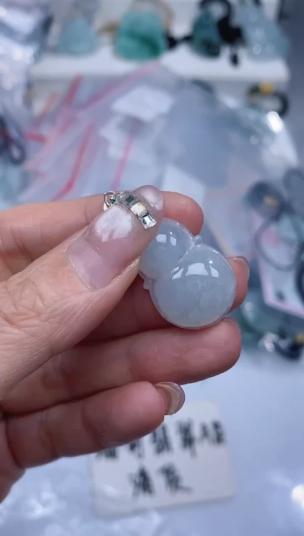 颈饰银S925镶嵌翡翠吊坠