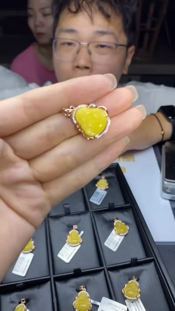 蜜蜡吊坠(不含链)银S925镶嵌多样性发其一-吊坠-D250Y