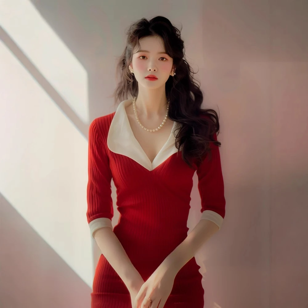 今年流行安可拉红翻领连衣裙小香风气质名媛小洋装法式收腰针织裙