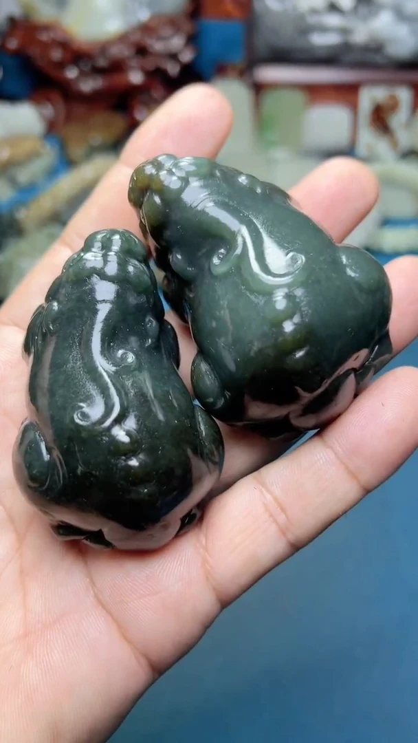 和田玉未镶嵌把件2