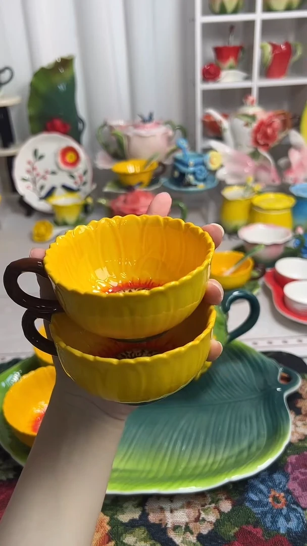瓷向日葵杯子2个，，，，