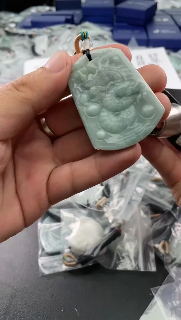 颈饰未镶嵌翡翠25/11/23/672