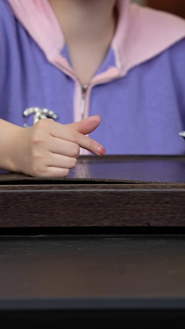 【闪购商品】紫砂茶壶至纯乌泥刻绘款笔芯福利