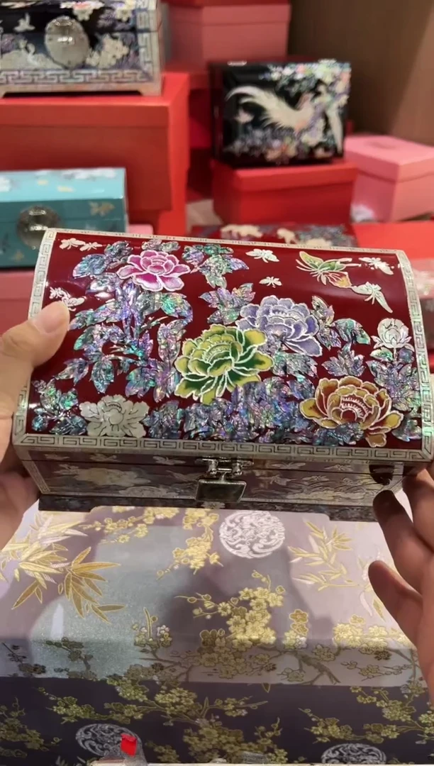 按扣扇贝底微瑕·弘贝雅螺钿漆器文化馆