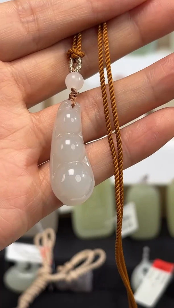 【闪购商品】和田玉吊坠(不含链)未镶嵌99