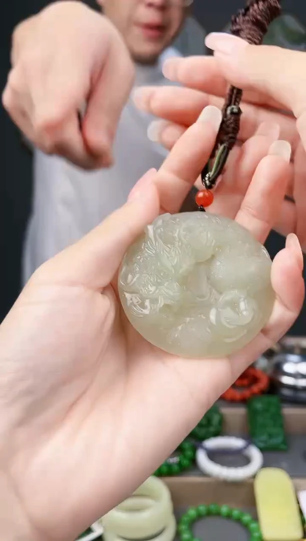 和田玉未镶嵌颈饰多样性发货拍一单发一个