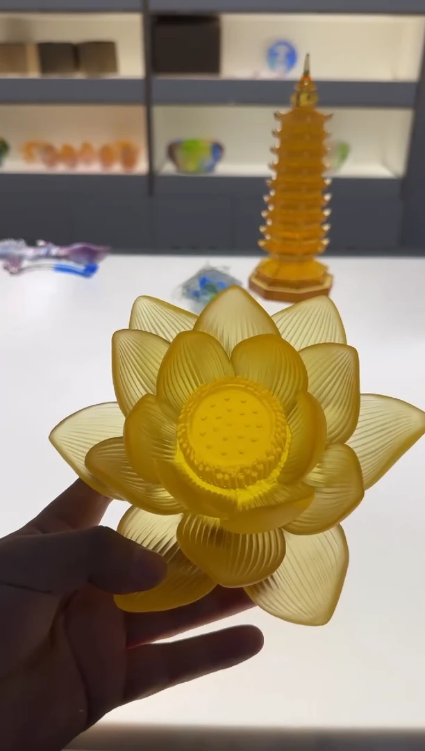 手工艺品琉璃17厘米莲花摆件