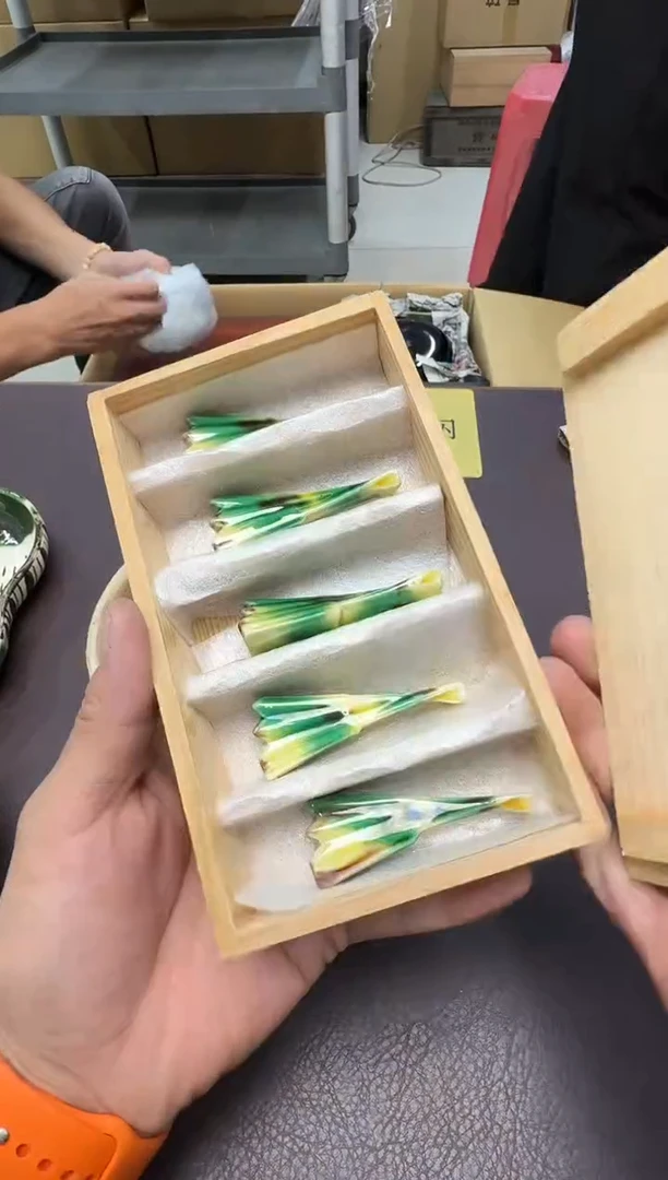 手工艺品琉璃行**马193