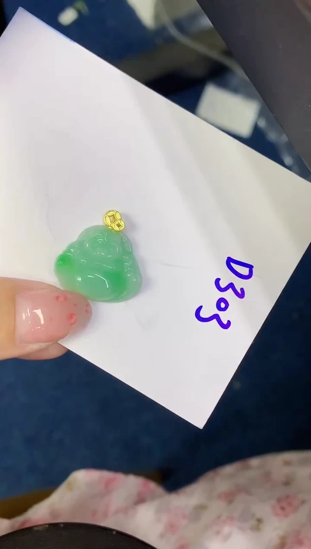 翡翠未镶嵌颈饰缅甸天然翡翠A货
