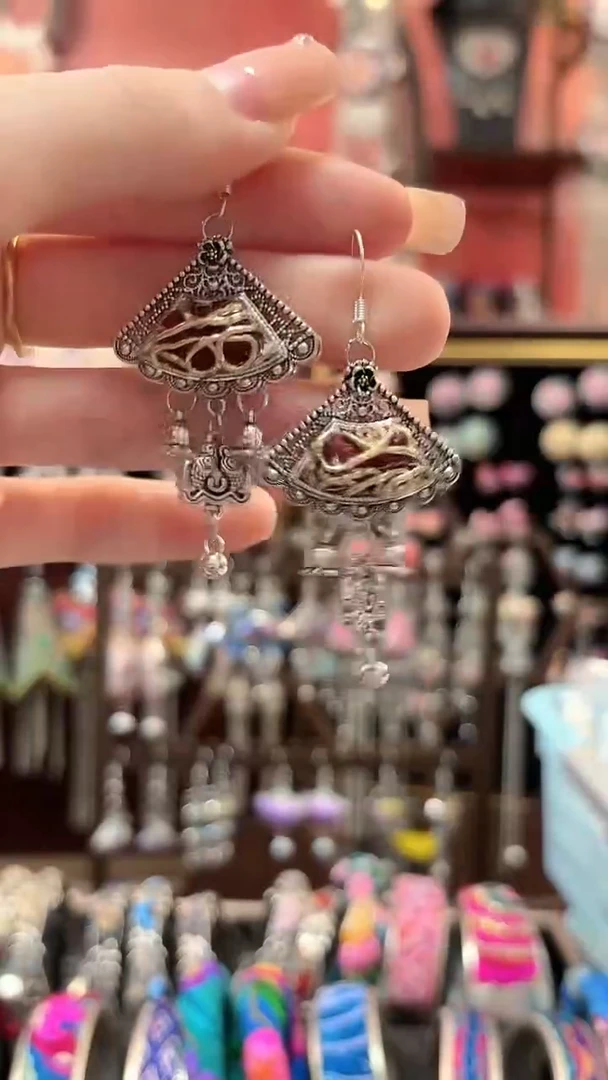 织绣 云织谣民族风精美饰品   382