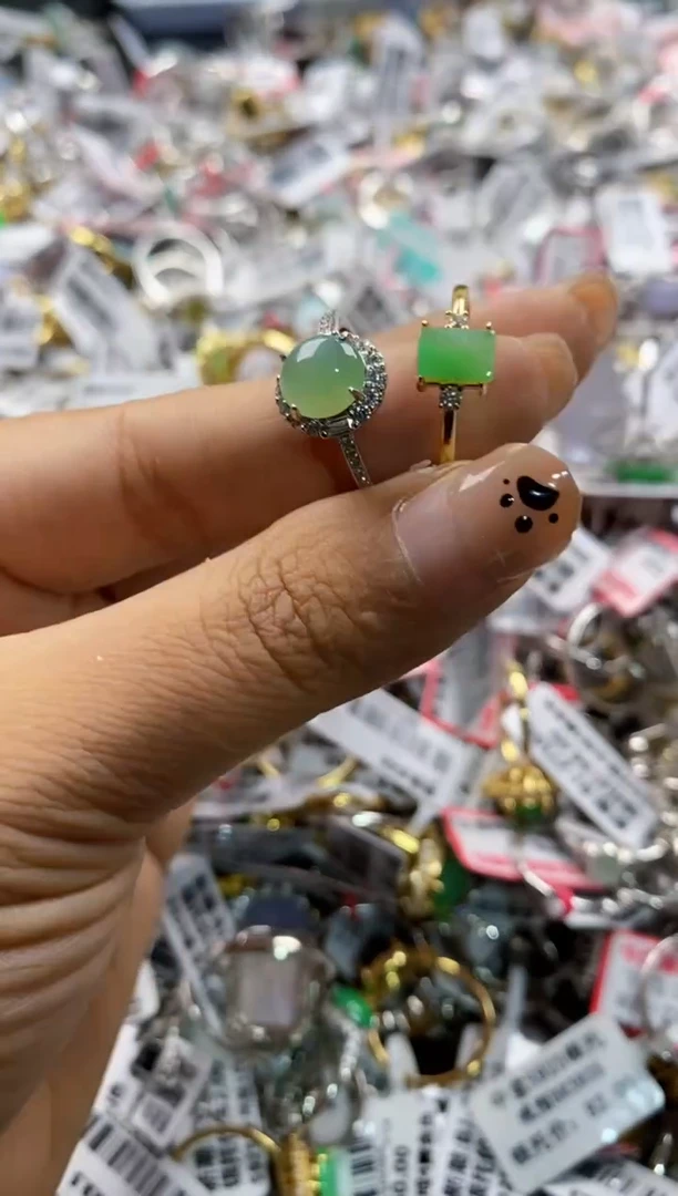 银S925镶嵌戒指翡翠8888  1