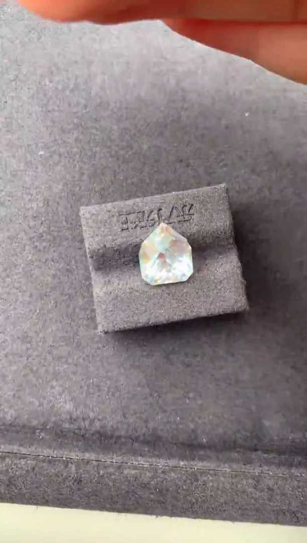 月光石裸石4.5ct月光石定制fc