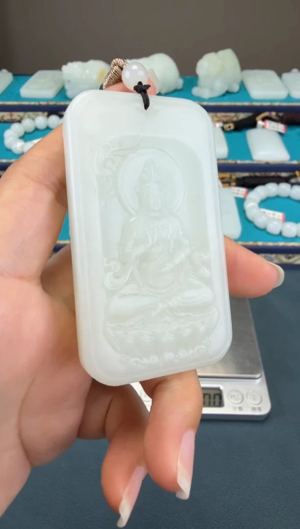 颈饰未镶嵌和田玉1