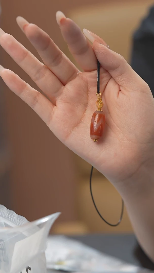 玛瑙/玉髓项链18K金镶嵌美泓