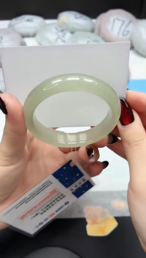 未镶嵌手镯石英质玉48/东陵52.6